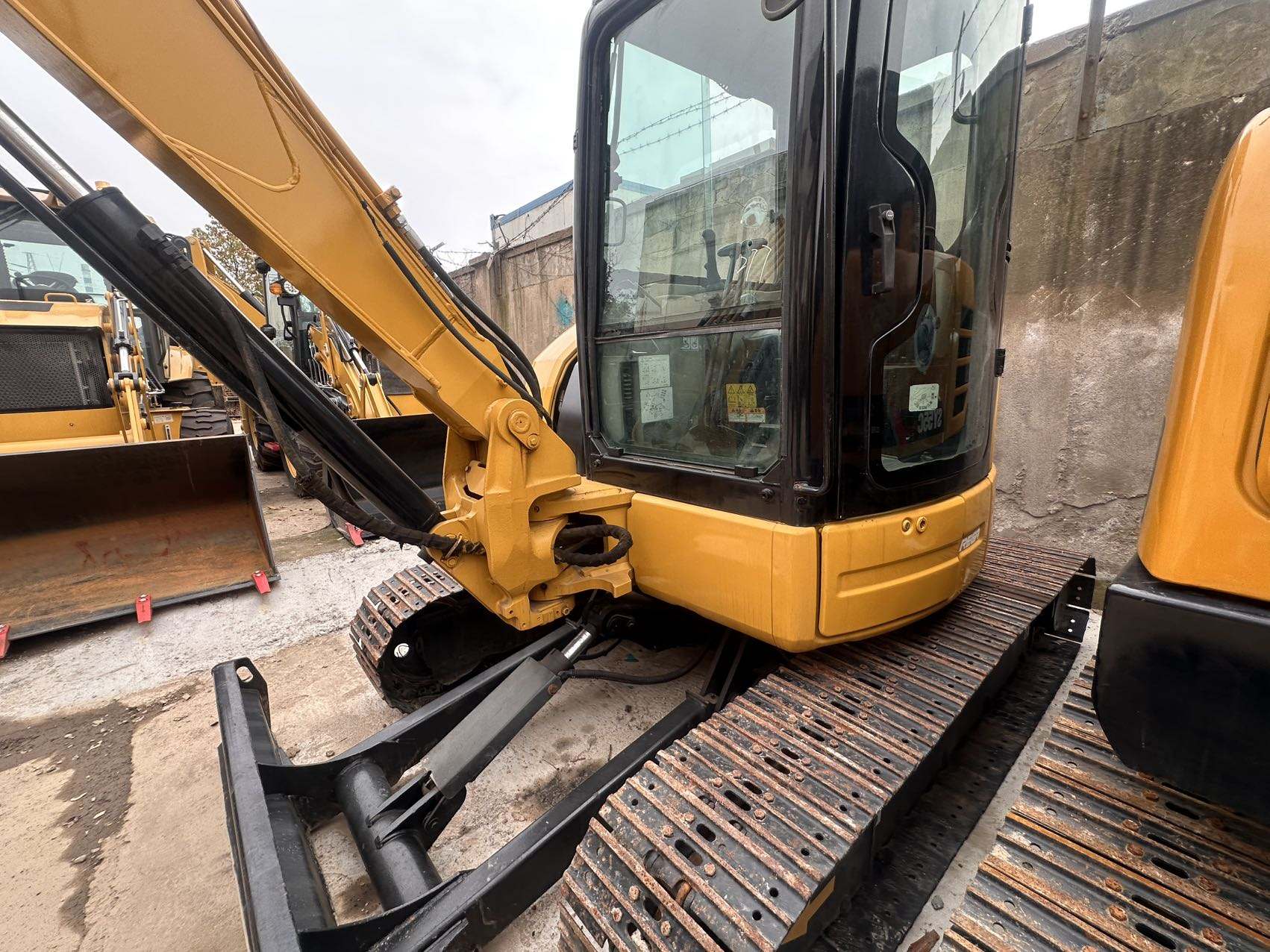 Caterpillar 304C-CR Used Excavator Supplier Caterpillar 304C-CR Used Excavator Supplier