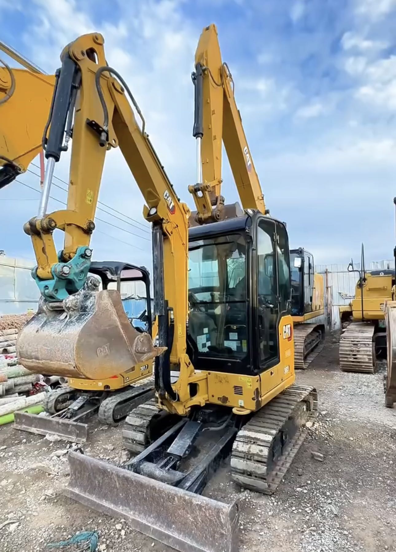 Caterpillar 303 Used Loader Supplier Caterpillar 303 Used Loader Supplier
