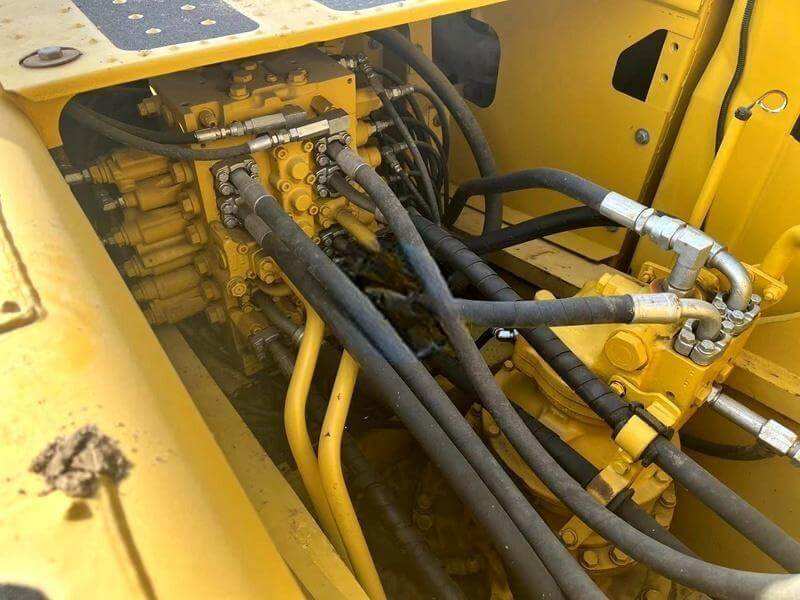Komatsu PC240LC Used Excavator Supplier Komatsu PC240LC Used Excavator Supplier