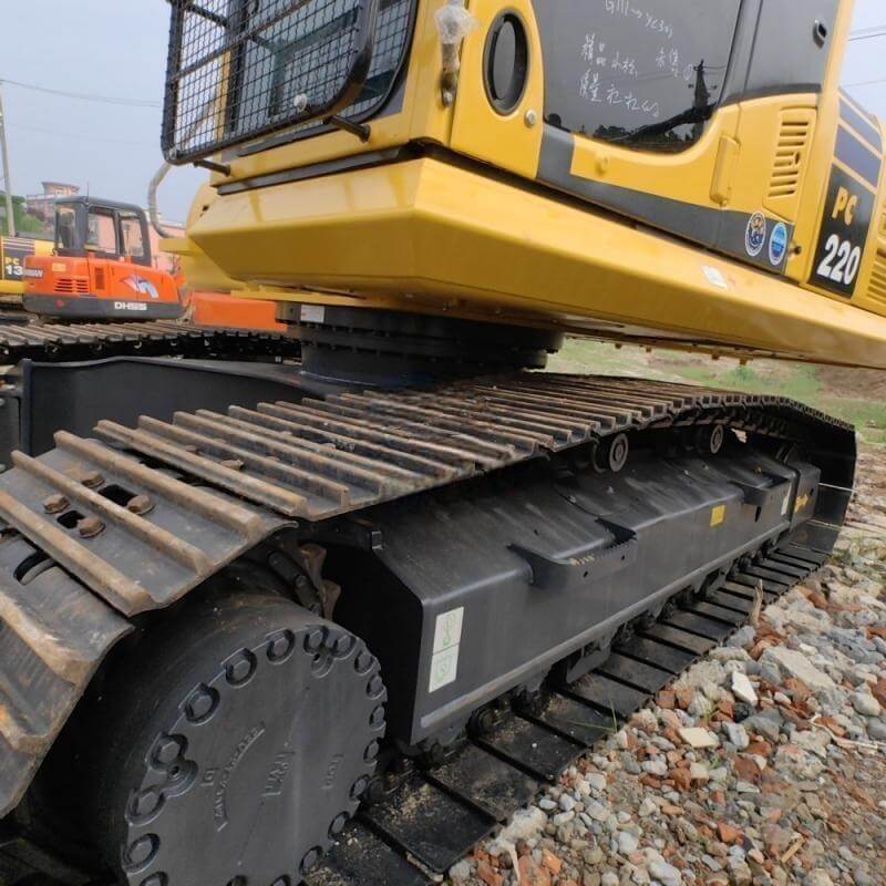 Komatsu PC220 Used Excavator Supplier Komatsu PC220 Used Excavator Supplier