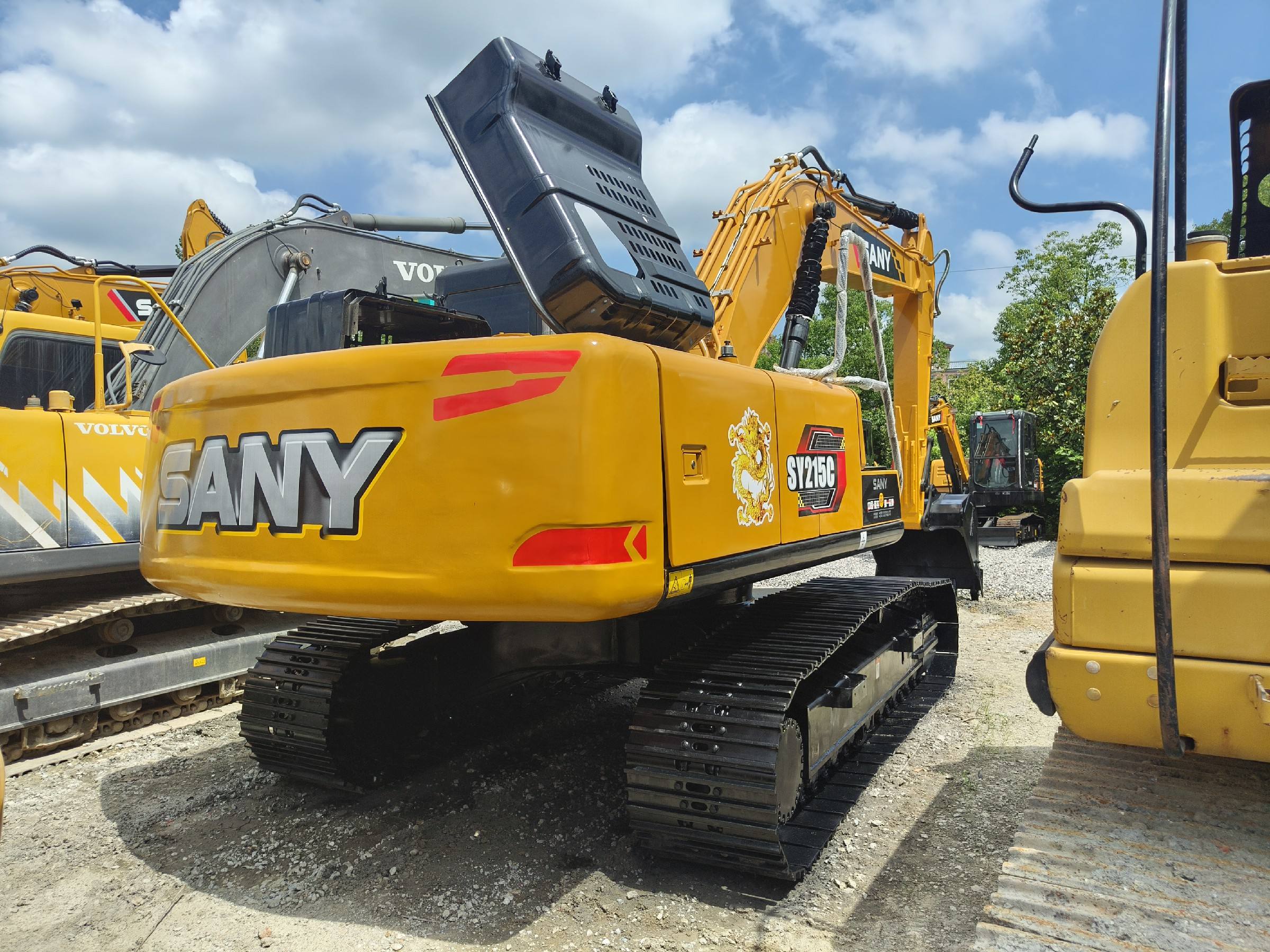 Sany SY215C Used Excavator Supplier Sany SY215C Used Excavator Supplier