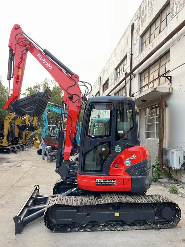 Used Kubota KX155 Crawler Excavator Used Kubota KX155 Crawler Excavator