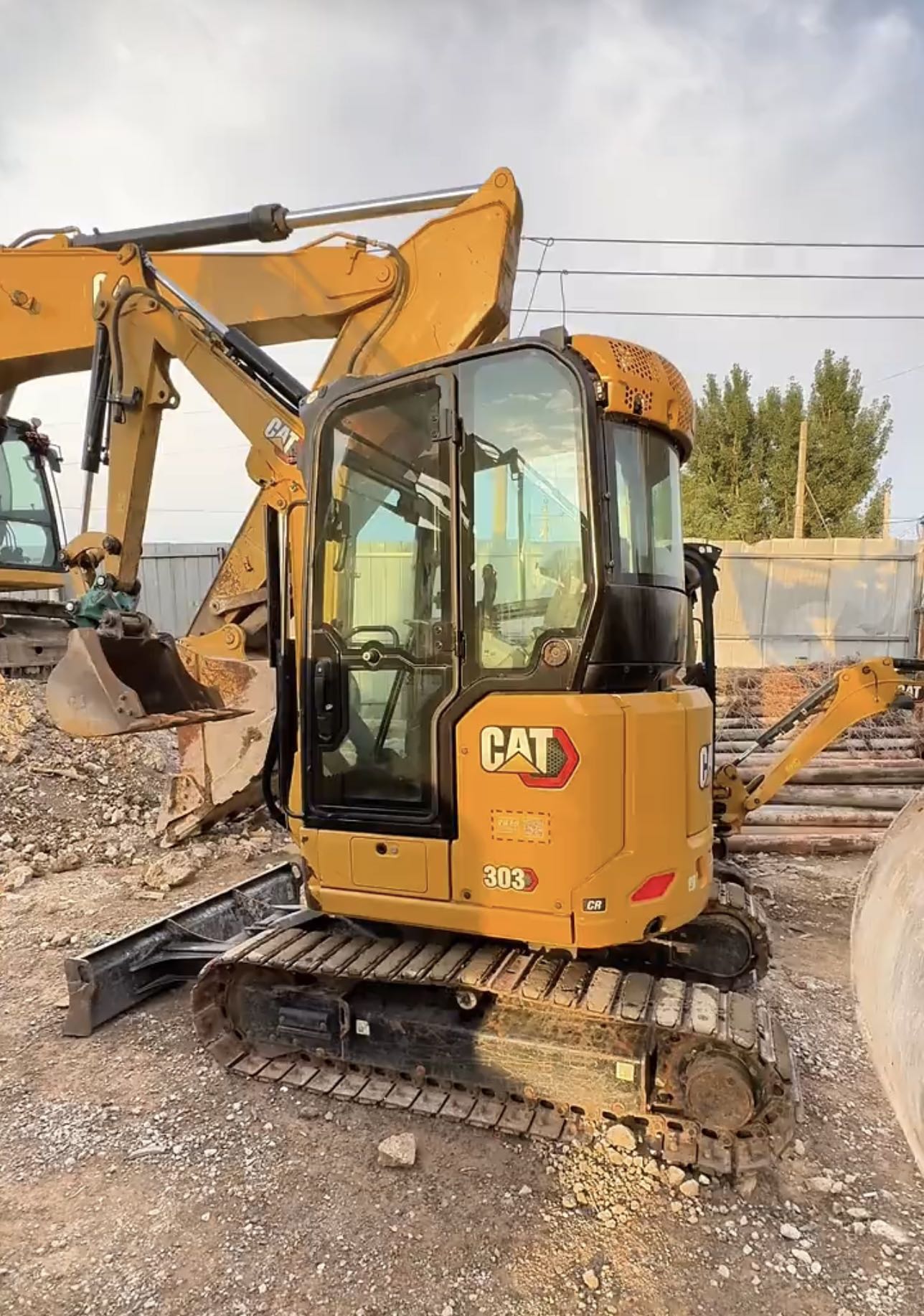 Caterpillar 303 Used Loader Supplier Caterpillar 303 Used Loader Supplier