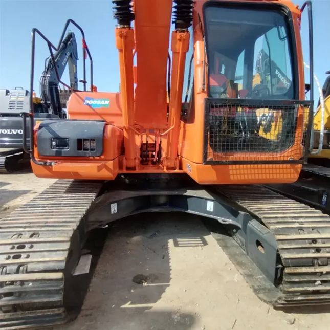 Doosan DX150LC Used Excavator Supplier Doosan DX150LC Used Excavator Supplier