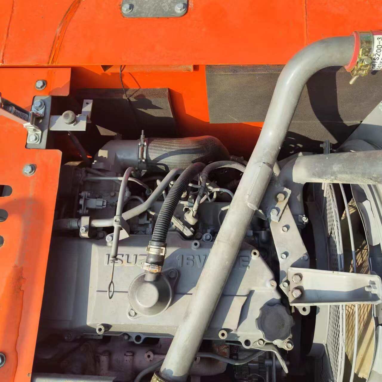 Hitachi ZAXIS 210LC Used Excavator Supplier Hitachi ZAXIS 210LC Used Excavator Supplier