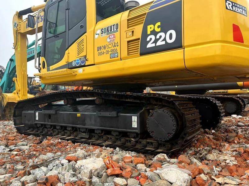 Komatsu PC220 Used Excavator Supplier Komatsu PC220 Used Excavator Supplier