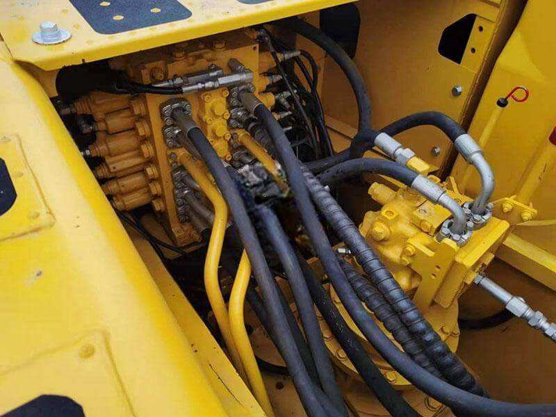 Komatsu PC210LC Used Excavator Supplier Komatsu PC210LC Used Excavator Supplier