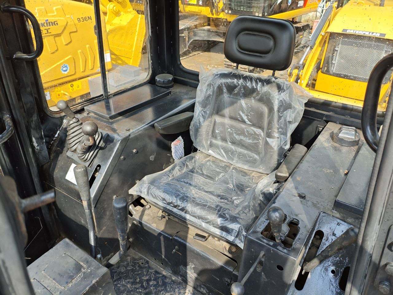 Caterpillar D5K Used Bulldozer Supplier Caterpillar D5K Used Bulldozer Supplier