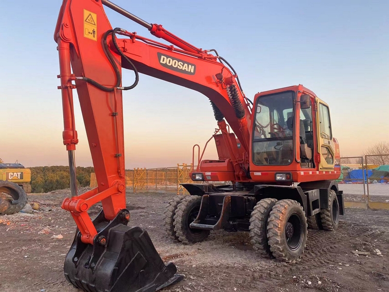 Doosan DH150W-7 Excavator Doosan DH150W-7 Excavator