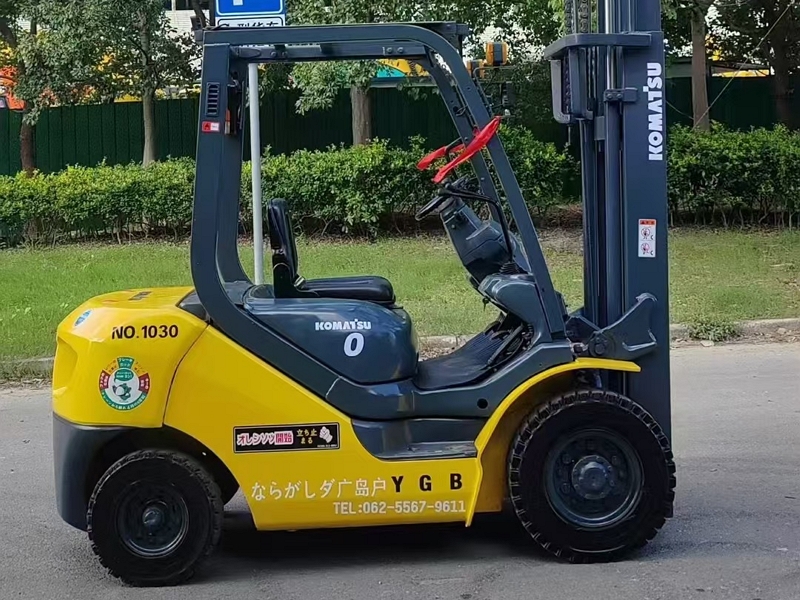 Komatsu SD30-17 used forklift Komatsu SD30-17 used forklift
