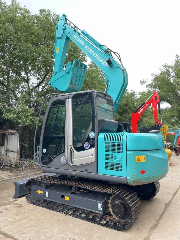 Used Hitachi ZX70-3 Crawler Excavator Used Hitachi ZX70-3 Crawler Excavator