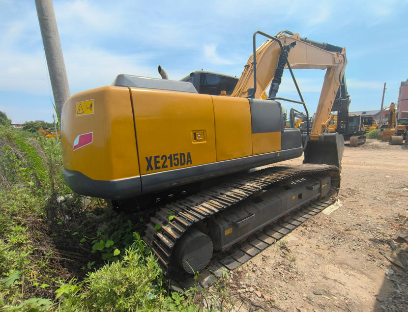 XE215DA Used Excavator Supplier XE215DA Used Excavator Supplier