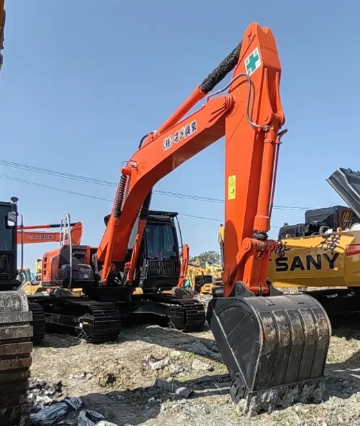 Hitachi ZAXIS 210 Used Excavator Supplier