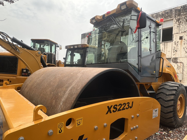 XS223J 22T Used Road Roller Supplier