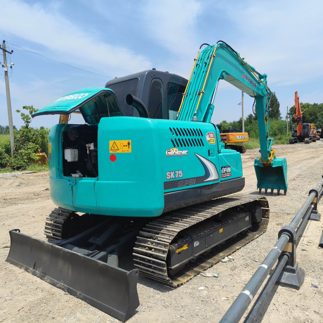 Kobelco SK75 Used Excavator Supplier