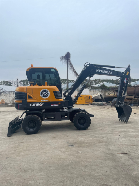 Hyundai 60 Wheeled Excavator, authorized agent supply, compact fuel-saving for municipal works.