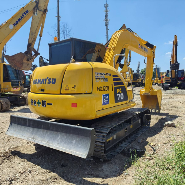 Komatsu PC70 Used Excavator Supplier
