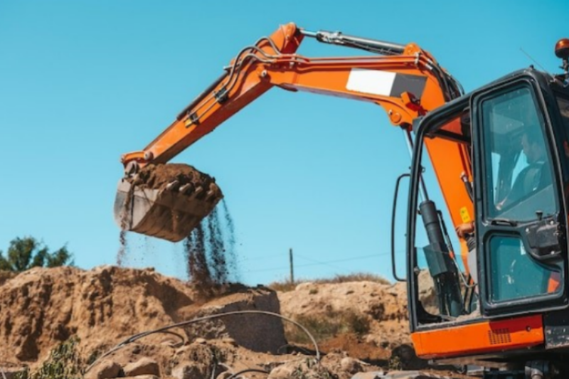 Detailed Explanation of Komatsu PC138US Excavator Parts Maintenance Techniques