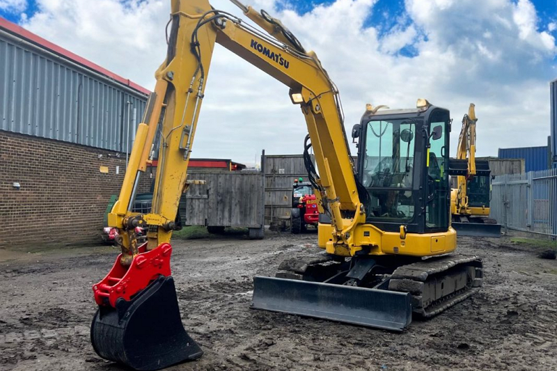 Why The Komatsu PC200 Excavator Is An Ideal Choice for Construction Projects — A Guide To Second-Hand Options