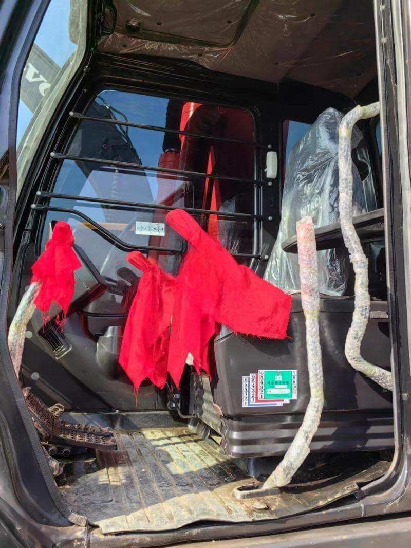 Hitachi ZAXIS 200 Used Excavator Supplier