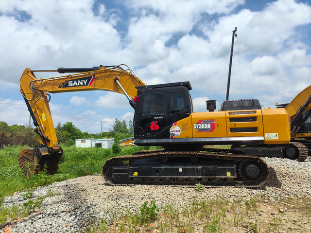 Sany SY365H Used Excavator Supplier