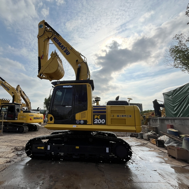 PC200-8 Second Hand Crawler Excavator