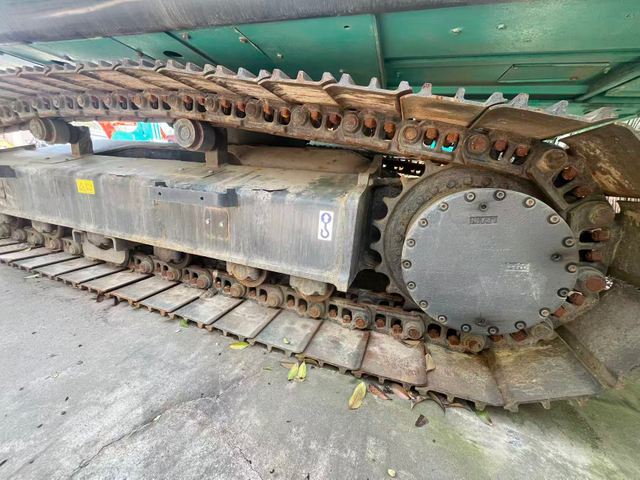Used Kobelco SK200 Excavator, 20 Tonnes, Second-hand Machinery Supplier