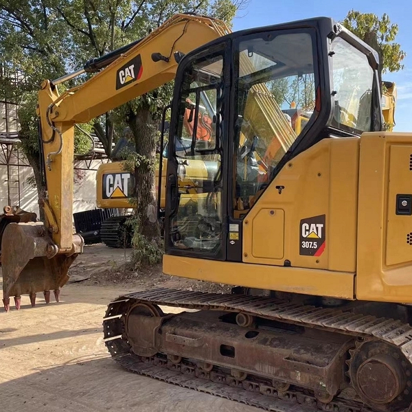 Japan Import Used CAT 307.5 8 Ton Mini Hydraulic Backhoe Excavator For Sale
