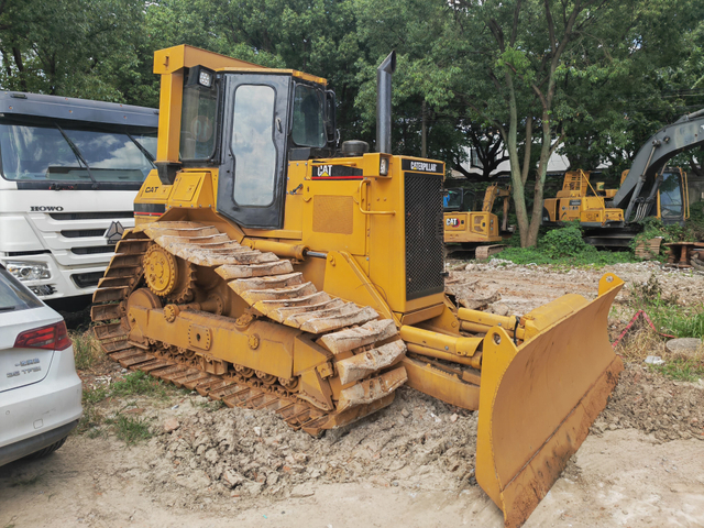 Caterpillar D6 Used Bulldozer Supplier