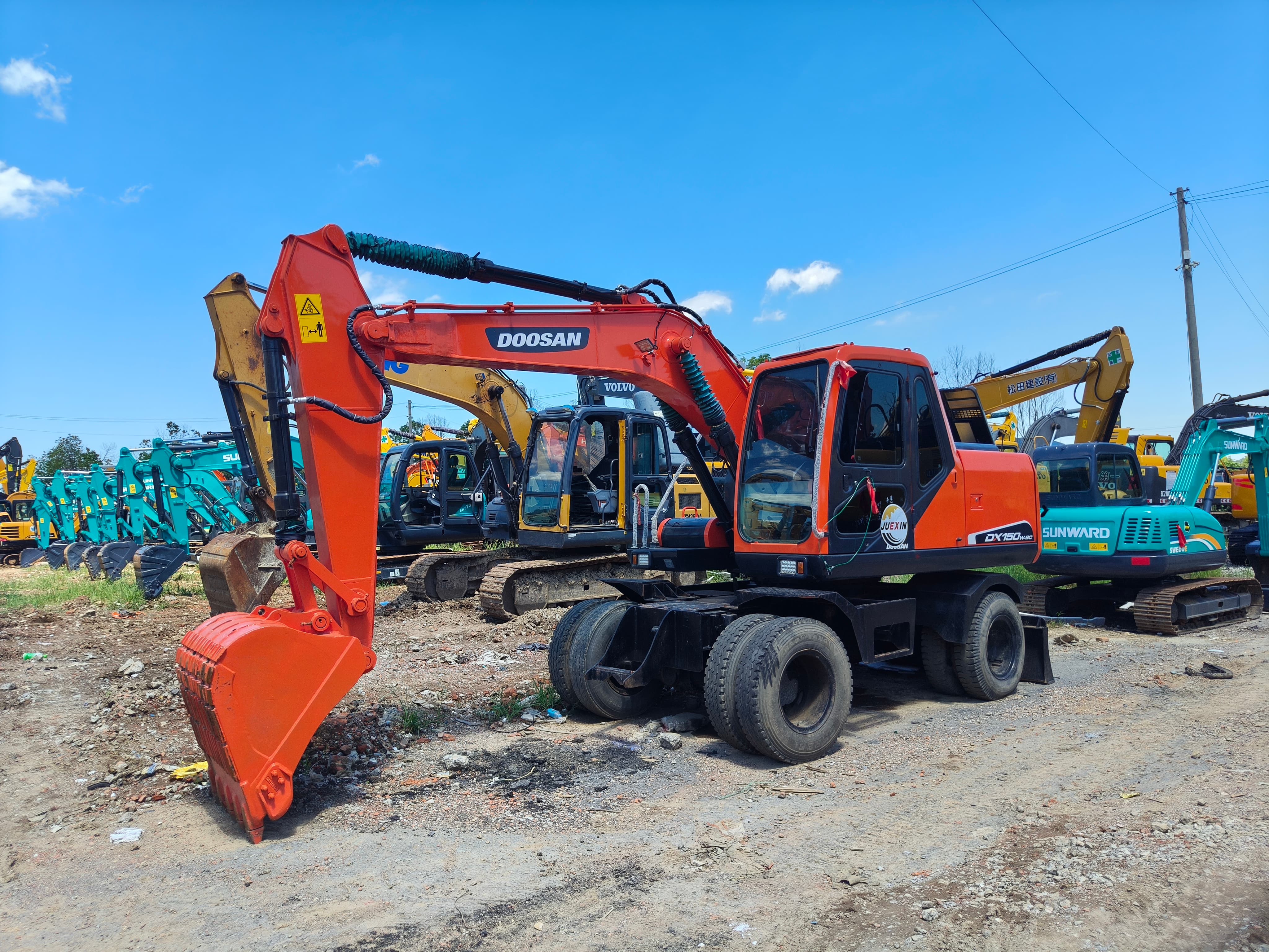 Doosan DX150W-9C Used Excavator Supplier