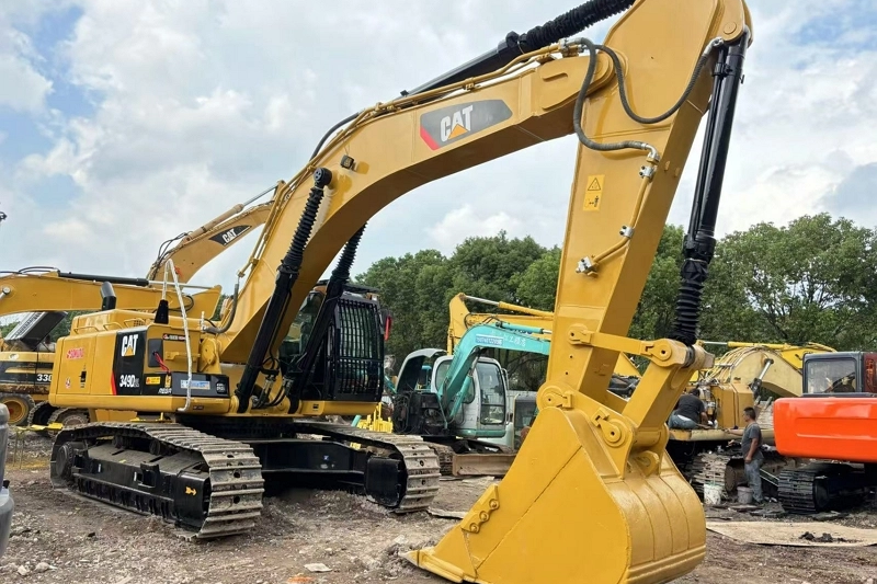 Features, Applications, And Advantages of The Caterpillar CAT307E2 Excavator