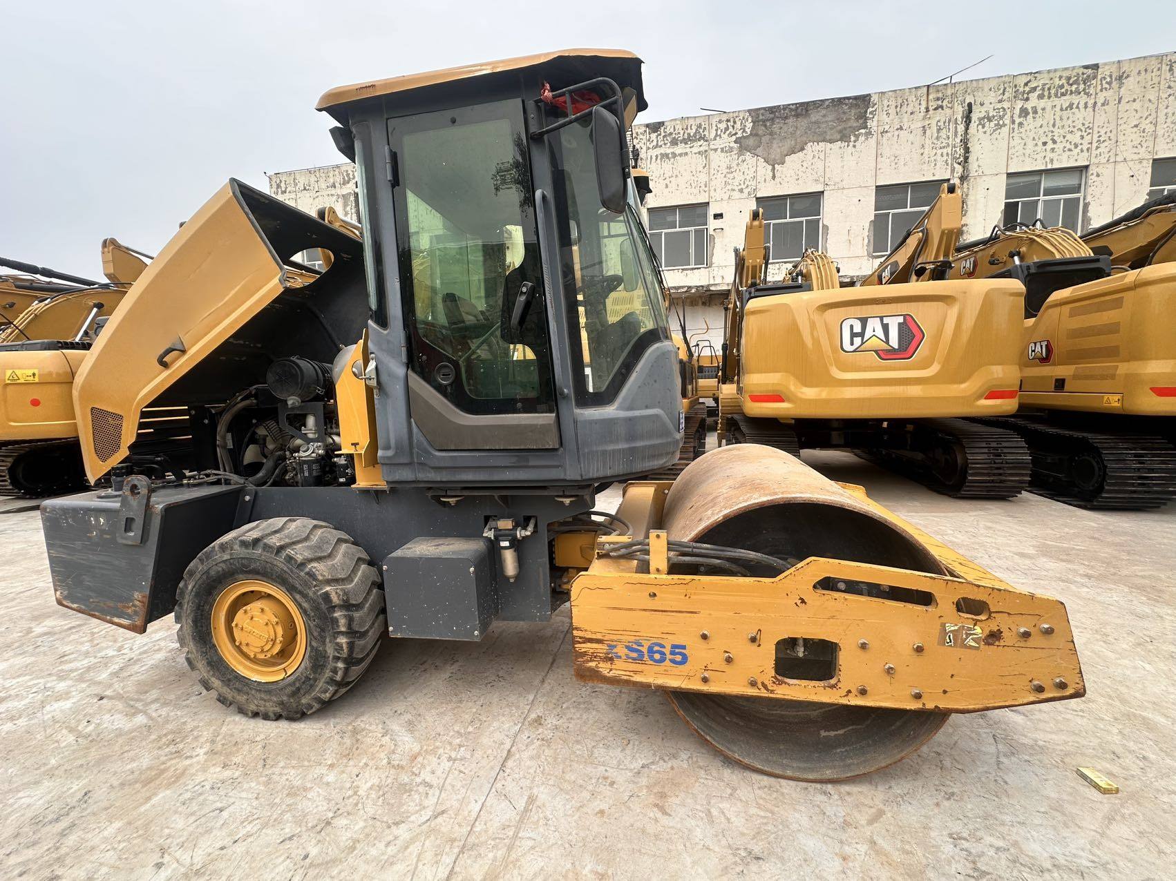 XS65 Used Road Roller Supplier