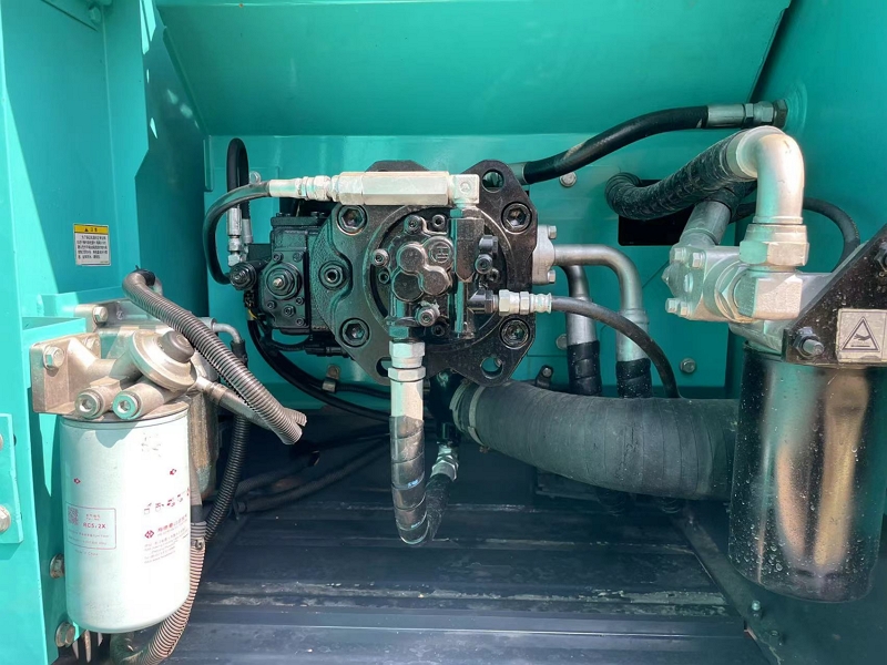 Kobelco SK200-8 used excavator