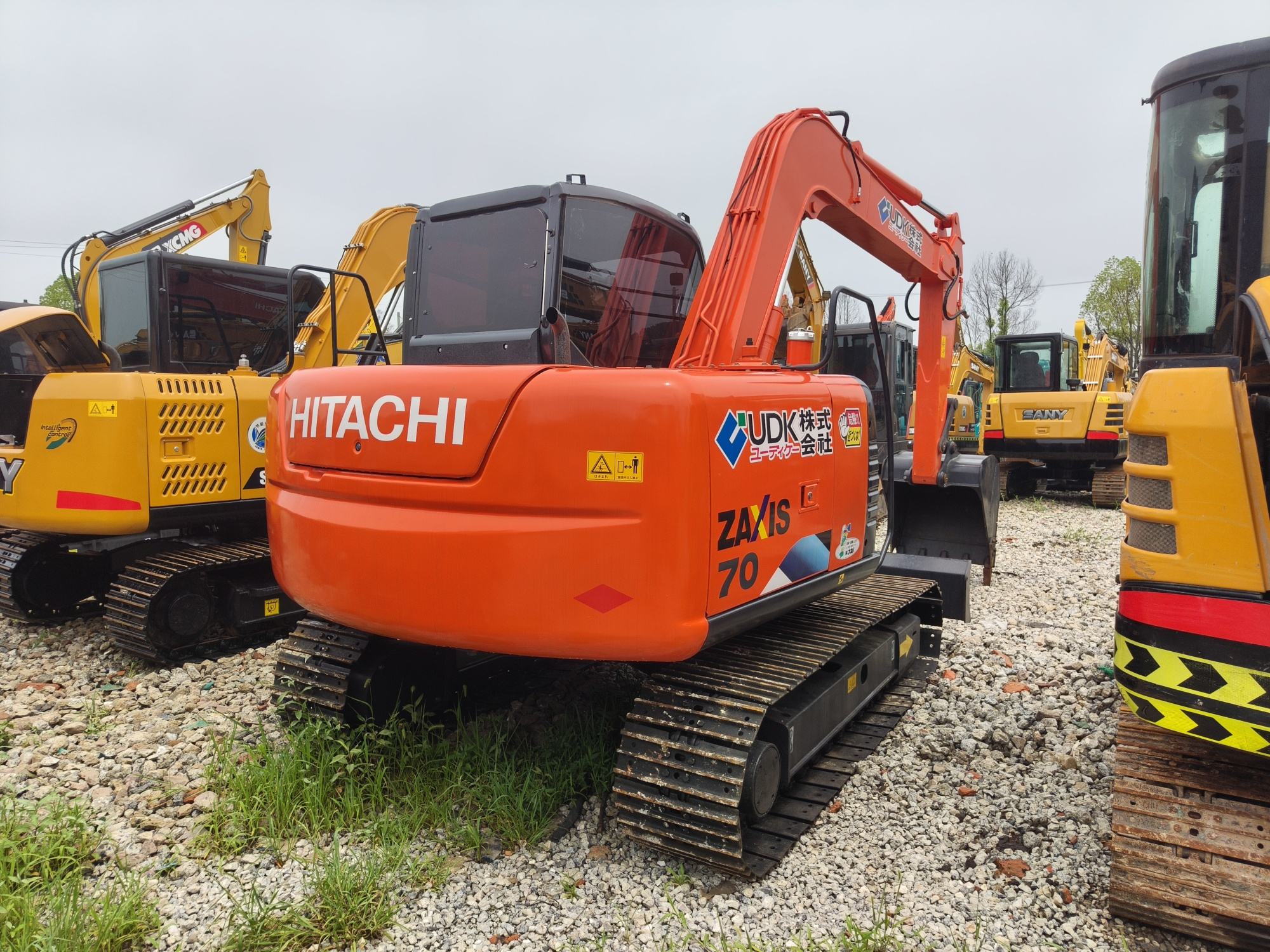 Hitachi ZAXIS 70 Used Excavator Supplier