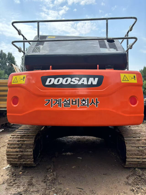 Doosan DX300LC-9C Used Excavator Supplier
