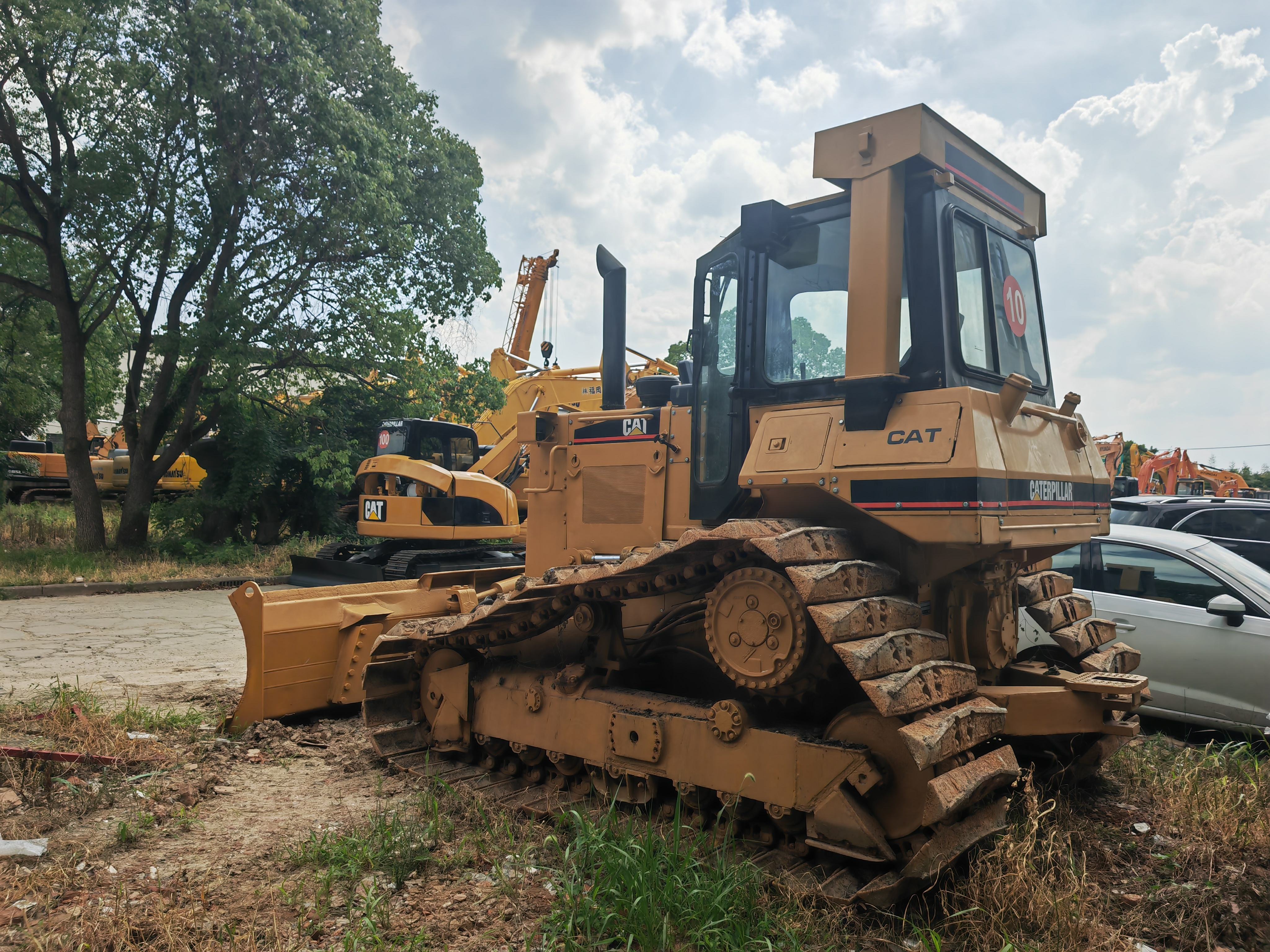 Caterpillar D6 Used Bulldozer Supplier