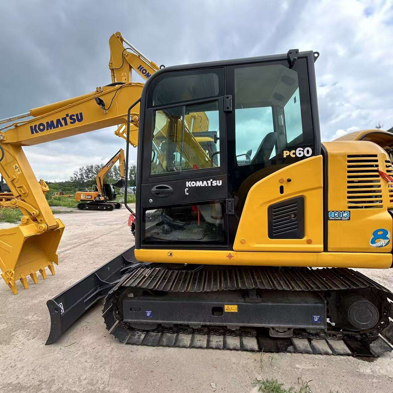 Komatsu PC60 Used Excavator Supplier