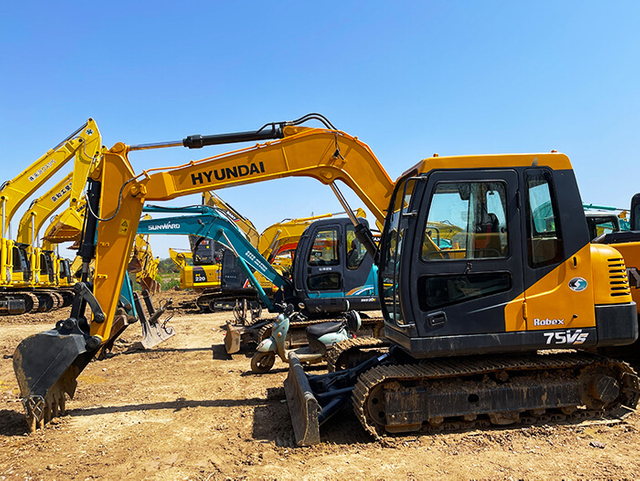 Equipment Display And Trial (4)