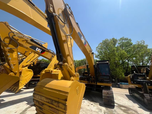CAT 323D Excavator – Fuel-efficient, Durable, Strong Hydraulics Reliable for Global Projects & Rental.SecondHand Excavator Manufacturer